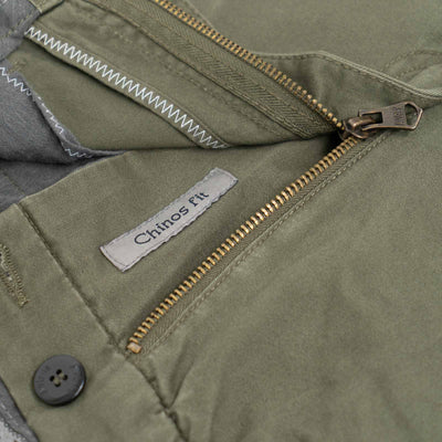 Light Comfort Gabardine Chinos Shorts - Military Green